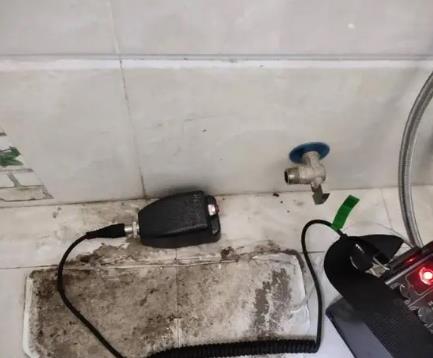 罗田屋顶漏水维修公司分享下卫生间漏水的危害及解决方法